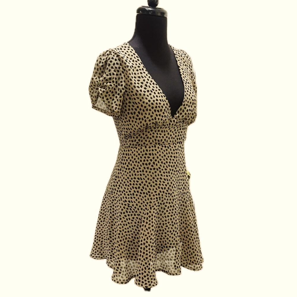 Chic Beige Polka Dot Mini Dress - Picture 5 of 14